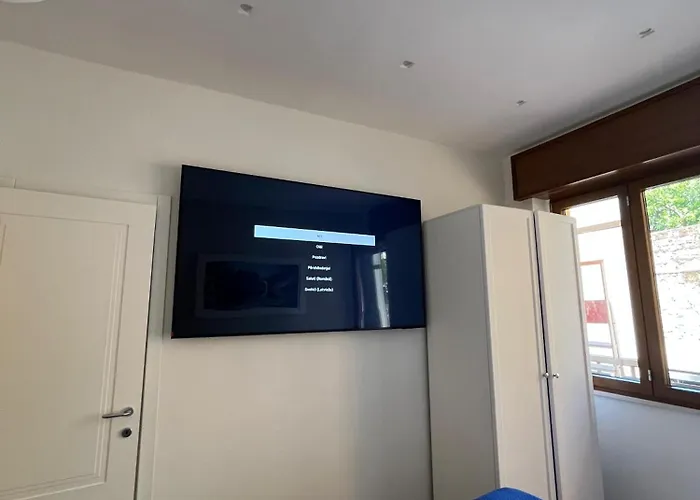 Coral White Sorrento